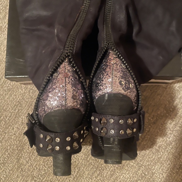 Snazzy Not Rated Boots - Picture 2 of 3